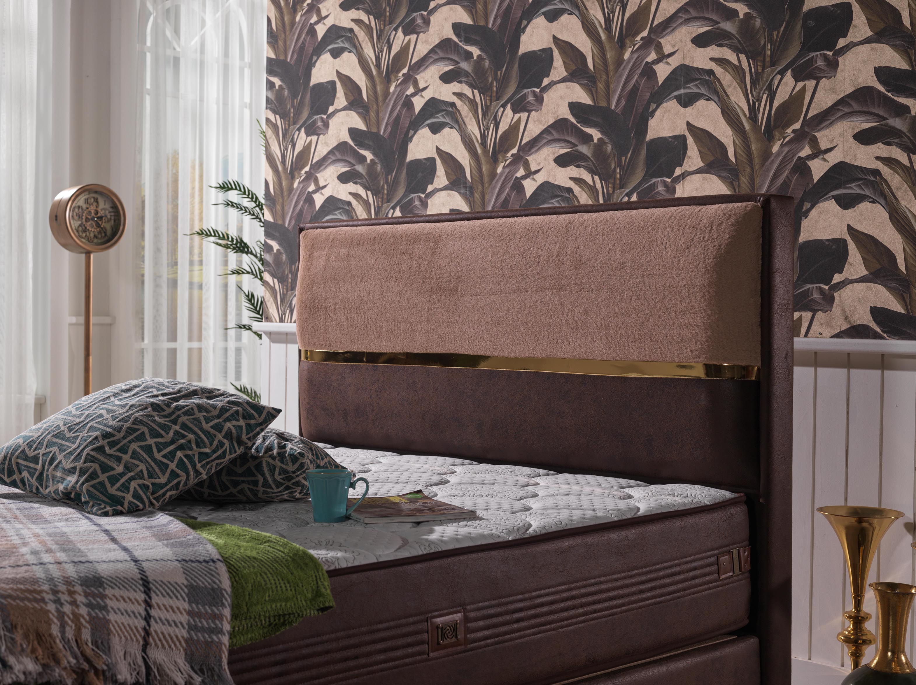 REVIVET Bed